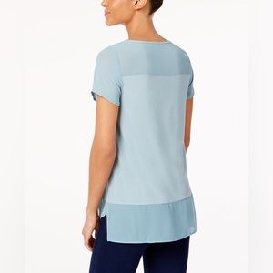 VINCE CAMUTO Short Sleeve Top (Size L)